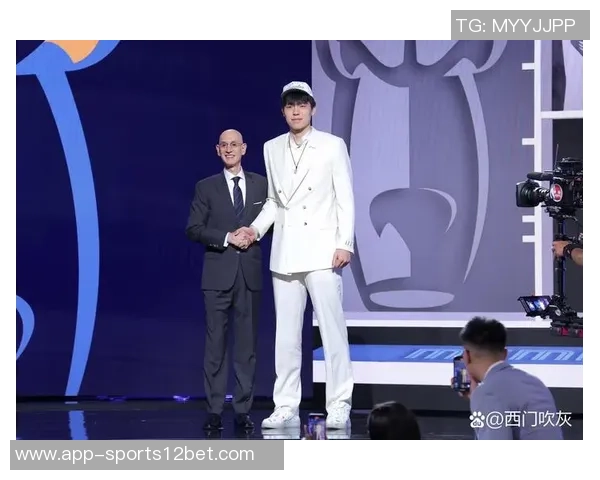 开拓者媒体人称批评杨瀚森不公因与科沃德奎因比较不当