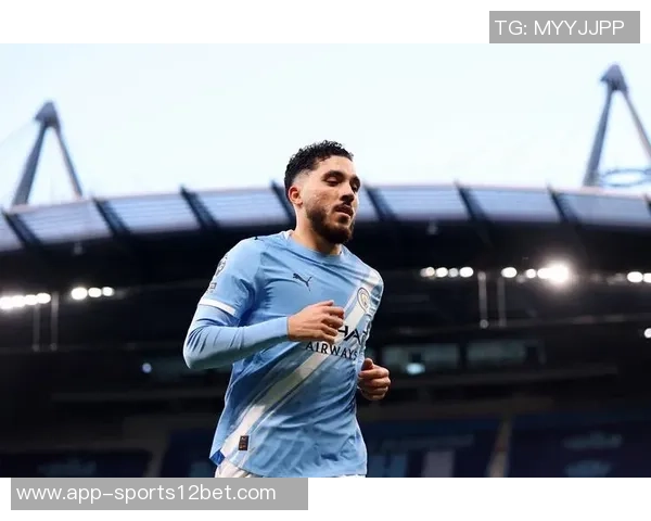 瓜氏爱将谢尔基传球能力助曼城破解密集防守的致胜法宝 瓜氏爱将谢尔基传球能力助曼城破解密集防守的致胜法宝